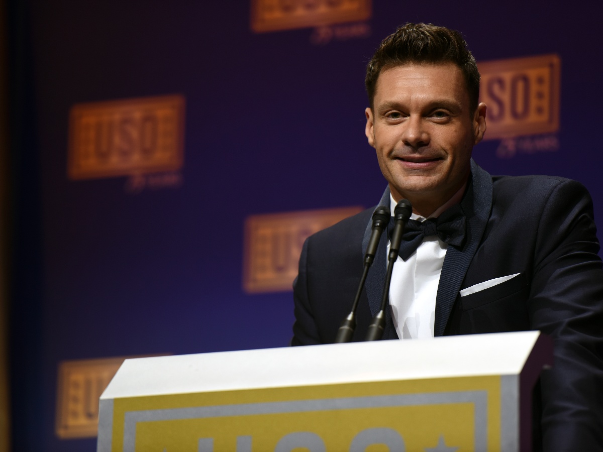 Ryan Seacrest Joins 'Wheel of Fortune' as Guest Host - Exciting News for Game Show Fans! | RyanSeacrest | WheelofFortune | GuestHost | TVNews | GameShowNews | TVHost | TVUpdates |