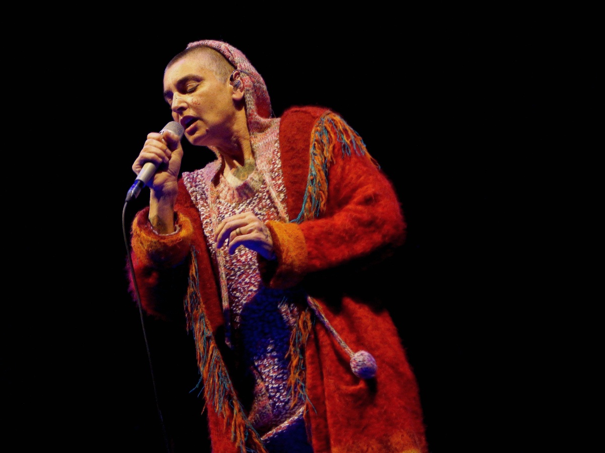 ðŸŽ¶ Unveiling SinÃ©ad O'Connor's Musical Odyssey: A Profound Tribute ðŸŽµ |Â  SinÃ©adOConnor | MusicalBrilliance | MusicLegacy |Â MusicIcons |Â  TimelessMelodies | MusicEnthusiasts | JournalisticStorytelling | RebelWithACause | CulturalInfluence |Â  SoulfulSymphonies |