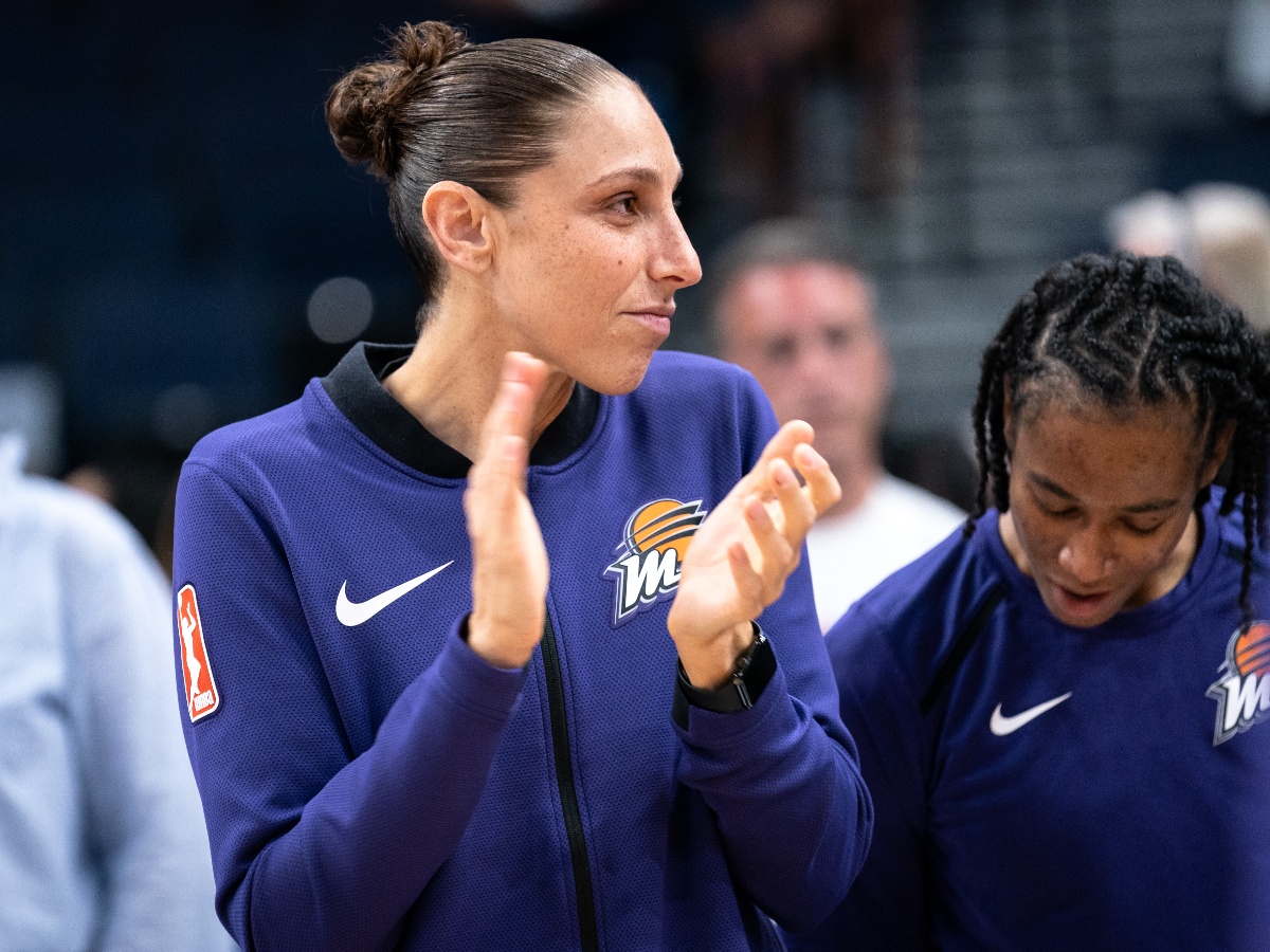 🏀 Diana Taurasi Makes History: First WNBA Player to Score 10,000 Points! 🚀 | WNBA |  DianaTaurasi | BasketballHistory | Trailblazer |  SportsMilestone | Inspiration | RecordBreaking |  WomenInSports | BasketballLegend |   GameChanger |