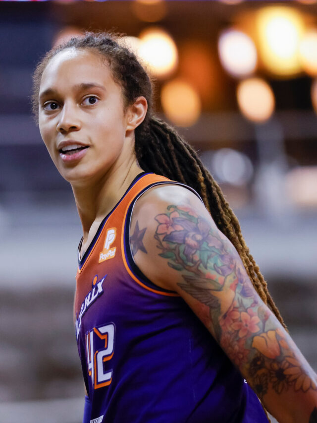 “Interesting Facts About Basketball Star Britney Griner: Dominance on the Court and Advocacy Off the Court”