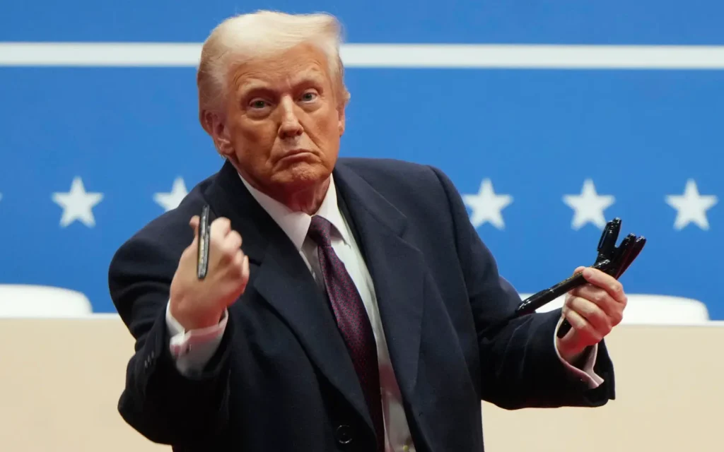 ExecutivePower | TrumpFreeze | GovernmentOverreach | ConstitutionalCrisis | PoliticalDebate | FederalFunding | ChecksAndBalances | Trump2025 | FundingFreeze | USPolitics | PresidentialAuthority | PoliticalPower | USConstitution | GovernmentShutdown | LegalBattles | USGovernment | GovernmentPrograms | Bureaucracy | FederalBudget |