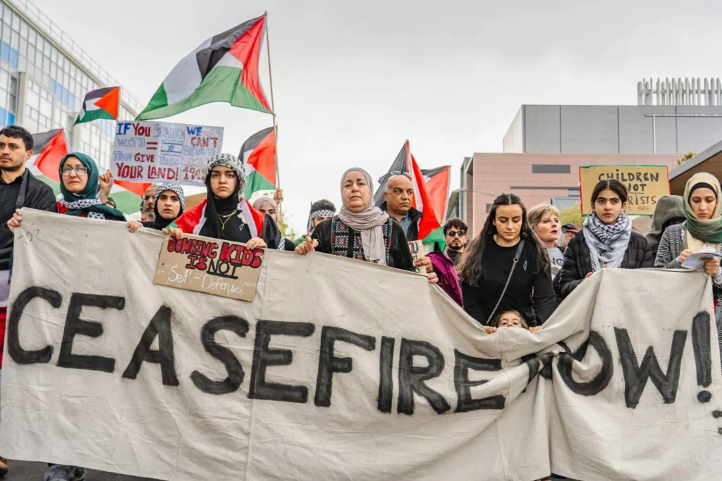 Trump | GazaCrisis | MiddleEast | USPolitics | Geopolitics | IsraelPalestine | BreakingNews | ForeignPolicy | AbrahamAccords | Hamas | TrumpGaza | USForeignPolicy | IsraelPalestine | Trump2024 | Hamas | GlobalPolitics | InternationalRelations | GazaUnderBlockade | USIsraelAlliance | PoliticalAnalysis|