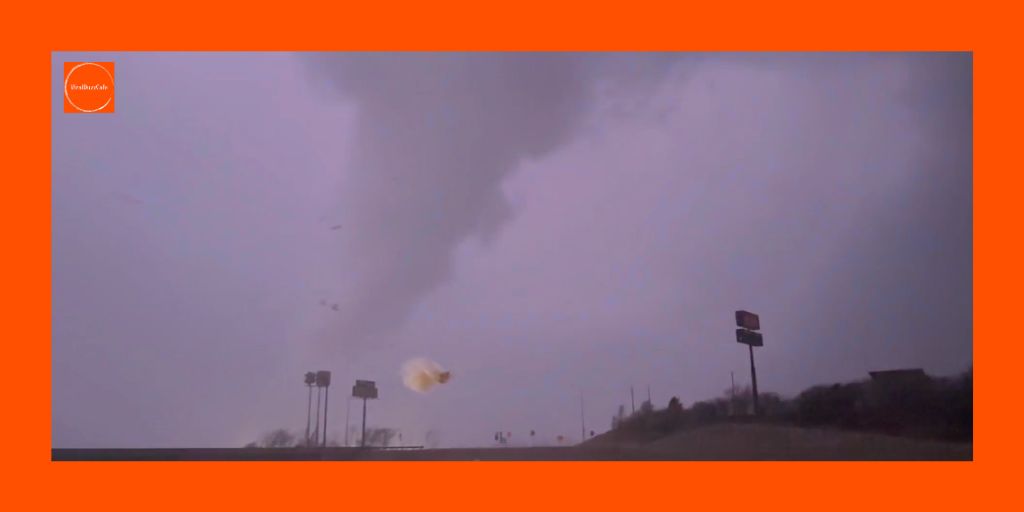 SevereWeather | TornadoWarning | StormAlert | ExtremeWeather | WeatherAlert | Thunderstorm | WeatherUpdates | EmergencyPreparedness | DisasterResponse |  BreakingNews | StaySafe | TornadoOutbreak |  ClimateChange | StormSafety | USWeather | NaturalDisaster |