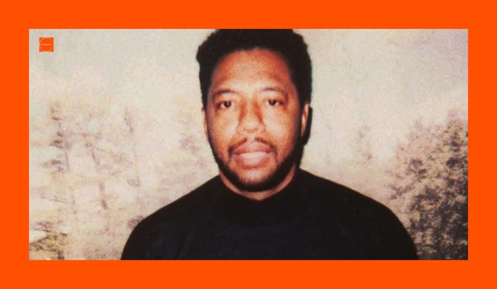 Trump | LarryHoover | Clemency | CriminalJusticeReform | GangsterDisciples | FirstStepAct | KanyeWest | RedemptionStory | JusticeDebate | PrisonReform | Politics | LarryHooverRelease | DonaldTrumpClemency | LarryHooverUpdate | FederalSentenceCommutation | ControversialPardon | HighProfileClemencyCase | ChicagoCrimeHistory | JusticeSystemDebate | TrumpPresidencyLegacy | GangLeaderClemency | 